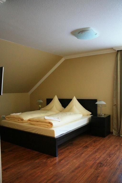 Bayerisches Landhaus Hotel บีเลอเฟล์ด ห้อง รูปภาพ