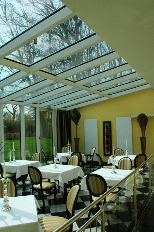 Bayerisches Landhaus Hotel บีเลอเฟล์ด ภายนอก รูปภาพ